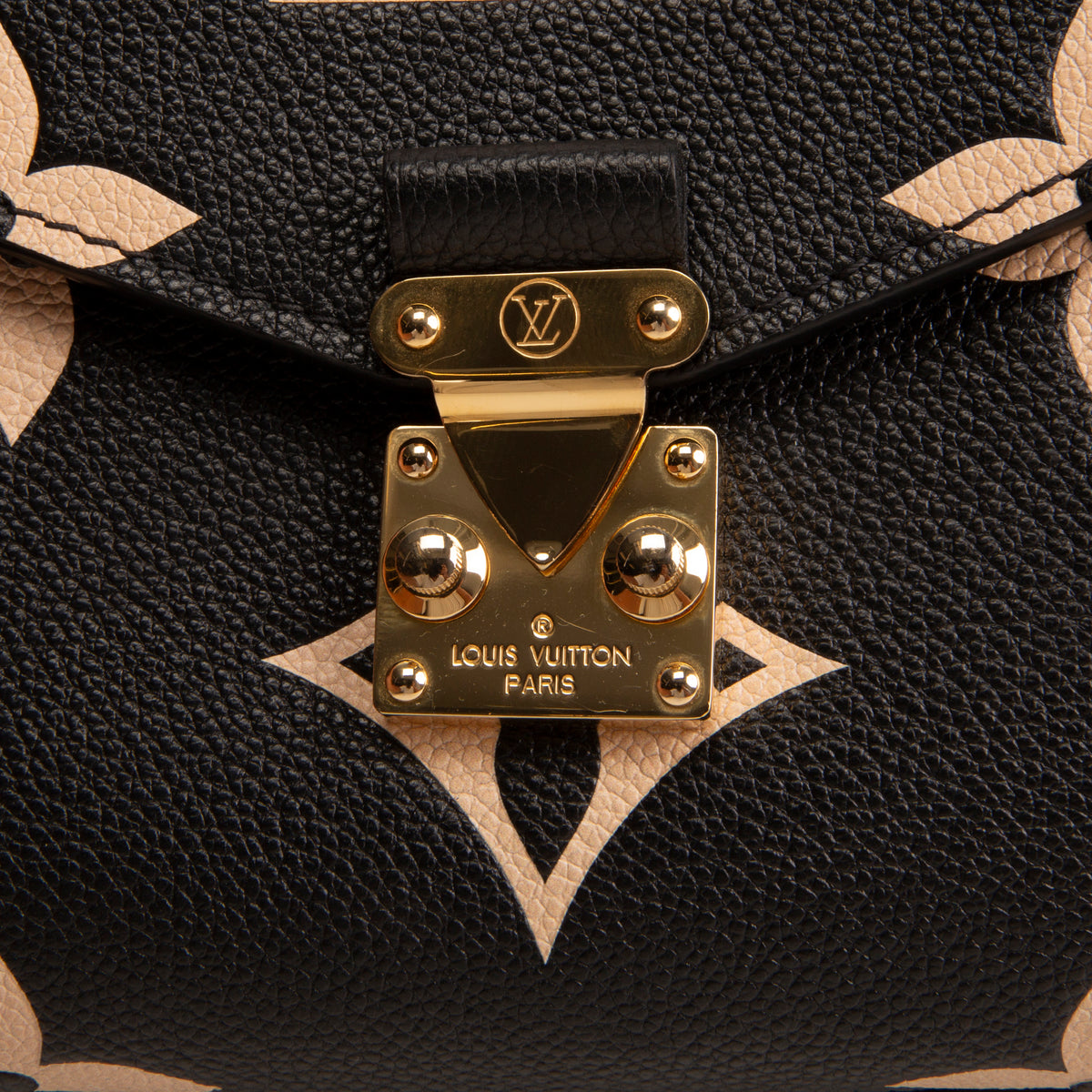LOUIS VUITTON Empreinte Monogram Giant Pochette Metis - Black &amp; Cream