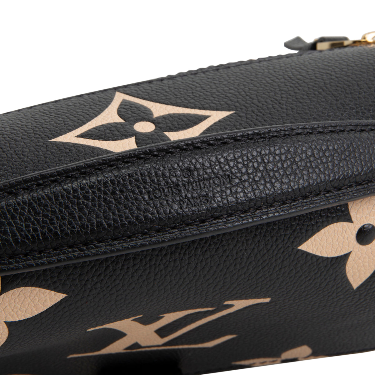 LOUIS VUITTON Empreinte Monogram Giant Pochette Metis - Black &amp; Cream