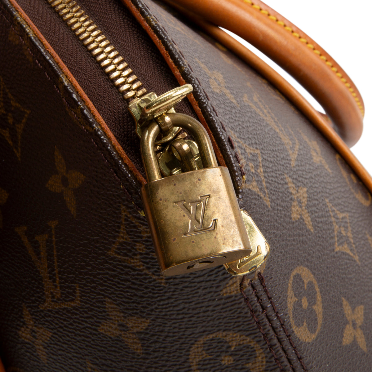 LOUIS VUITTON Vintage Monogram Ellipse PM
