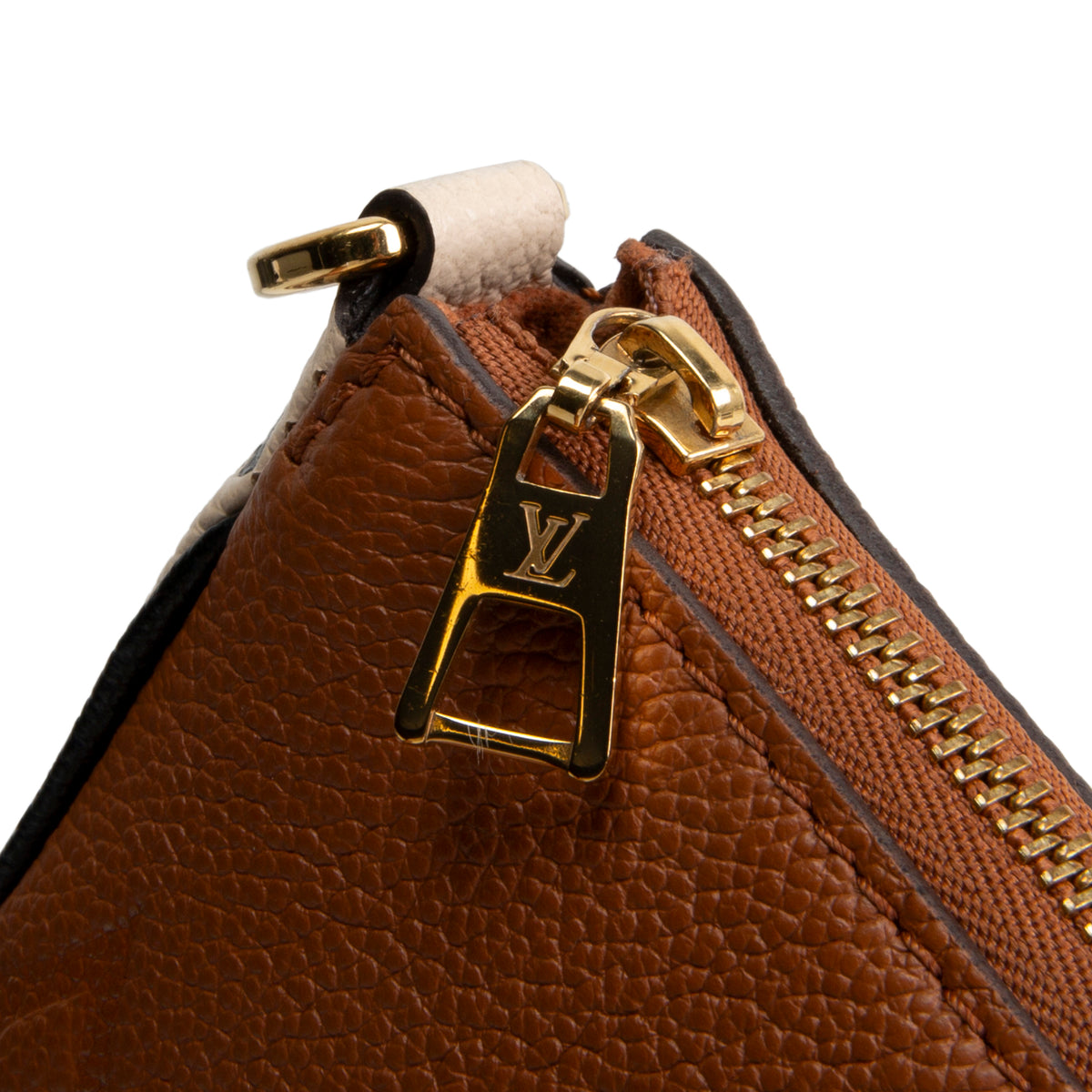 LOUIS VUITTON Empreinte Monogram Wild At Heart Pochette