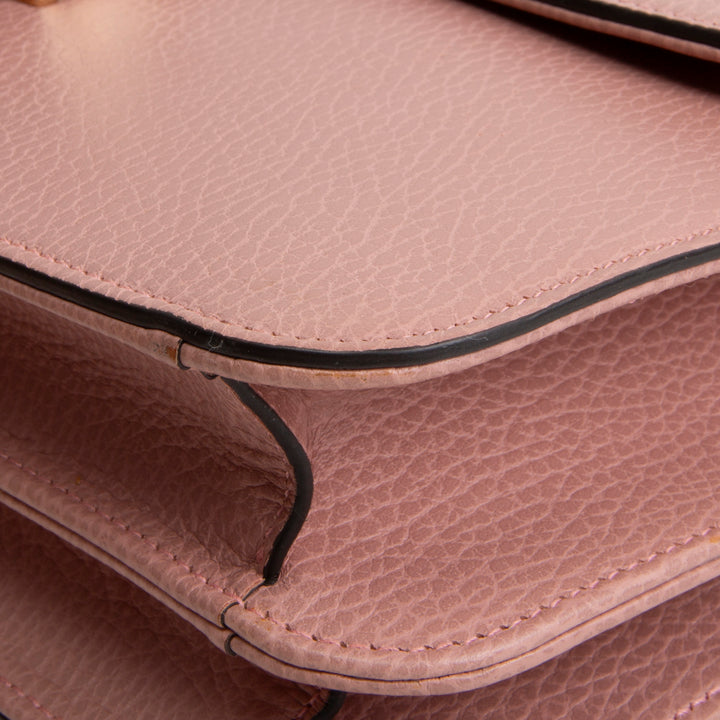 GUCCI Interlocking G Medium Shoulder Bag