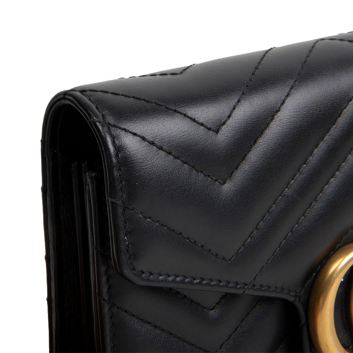 GUCCI Matelasse GG Marmont Wallet on Chain