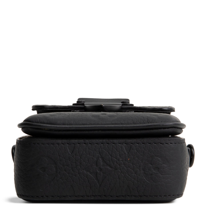 LOUIS VUITTON Taurillon Monogram S-Lock Wearable Wallet