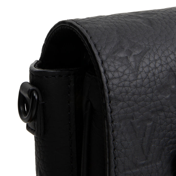 LOUIS VUITTON Taurillon Monogram S-Lock Wearable Wallet