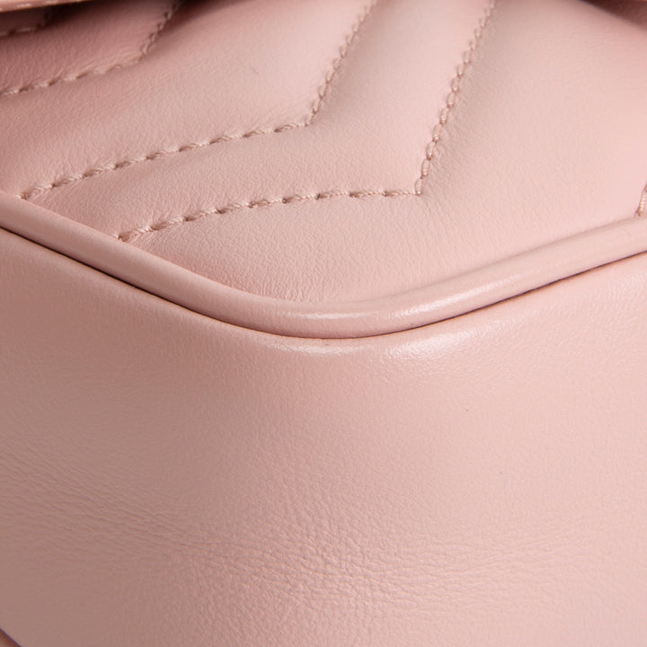 GUCCI GG Marmont Matelasse Monochrome Shoulder Bag