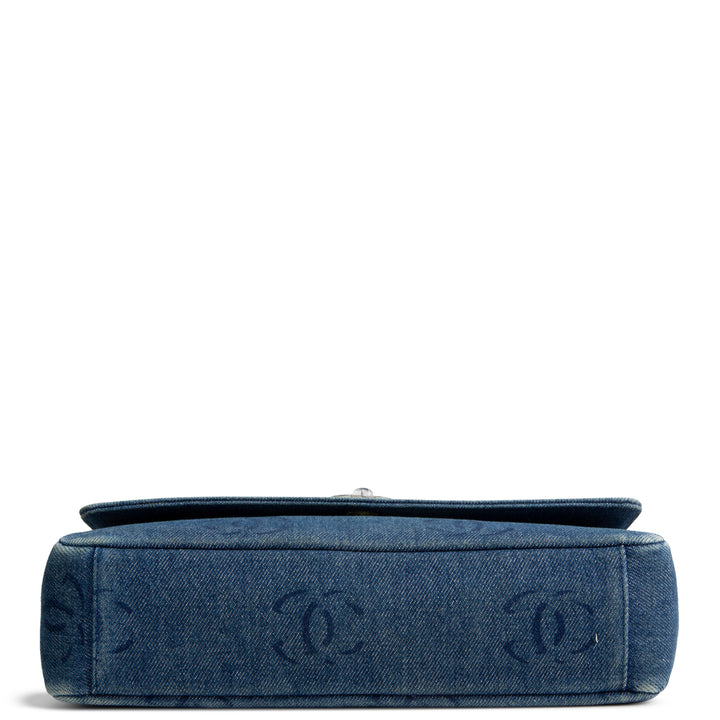 CHANEL Vintage Denim Lucite Flap Bag - Blue