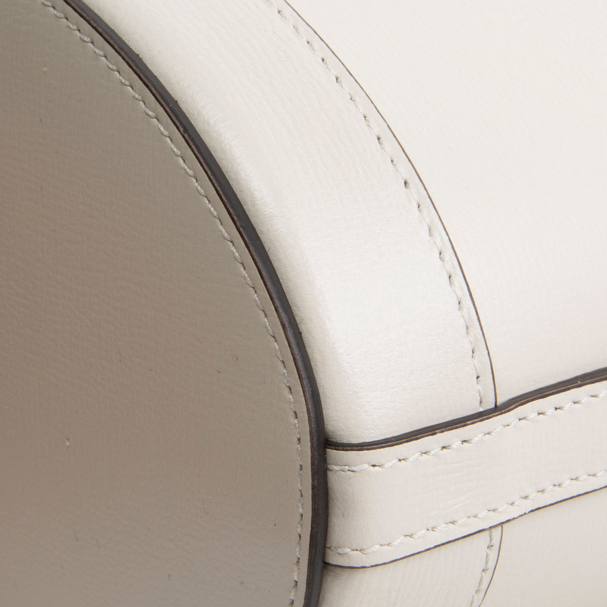 GUCCI Leather Horsebit Bucket Bag
