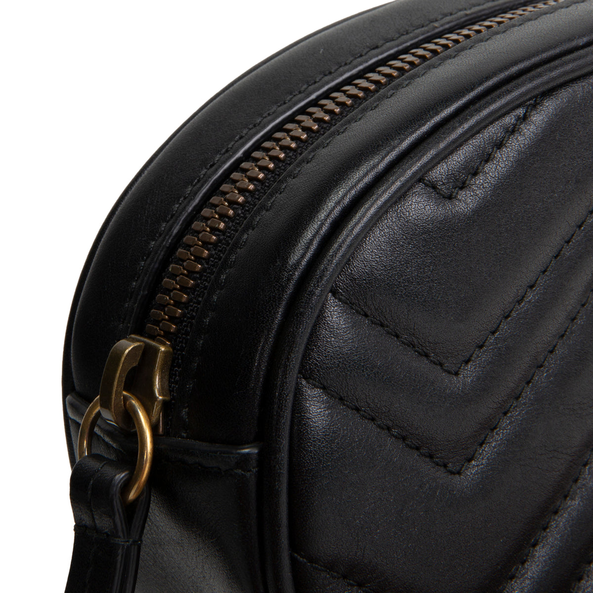 GUCCI Leather Marmont Belt Bag - Black