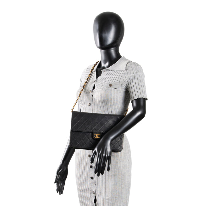 CHANEL Vintage Push Lock Single Flap