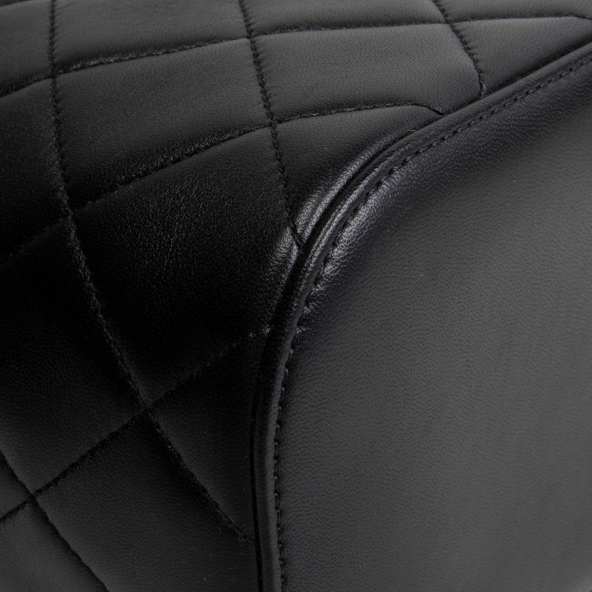 CHANEL Trendy Top Handle Vanity - Black