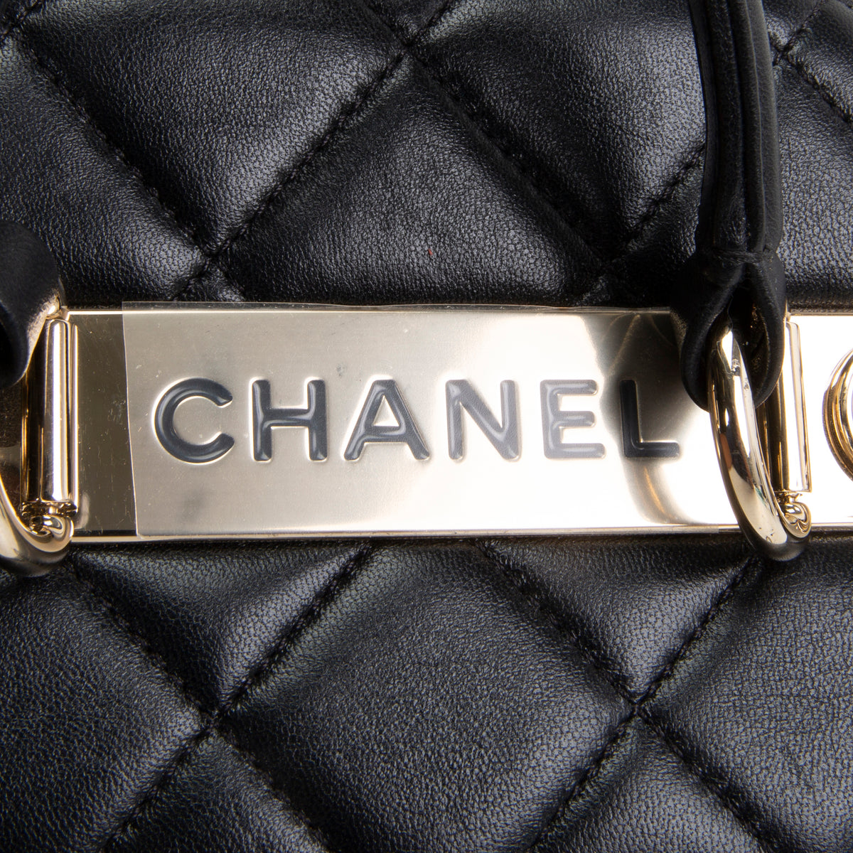 CHANEL Trendy Top Handle Vanity - Black