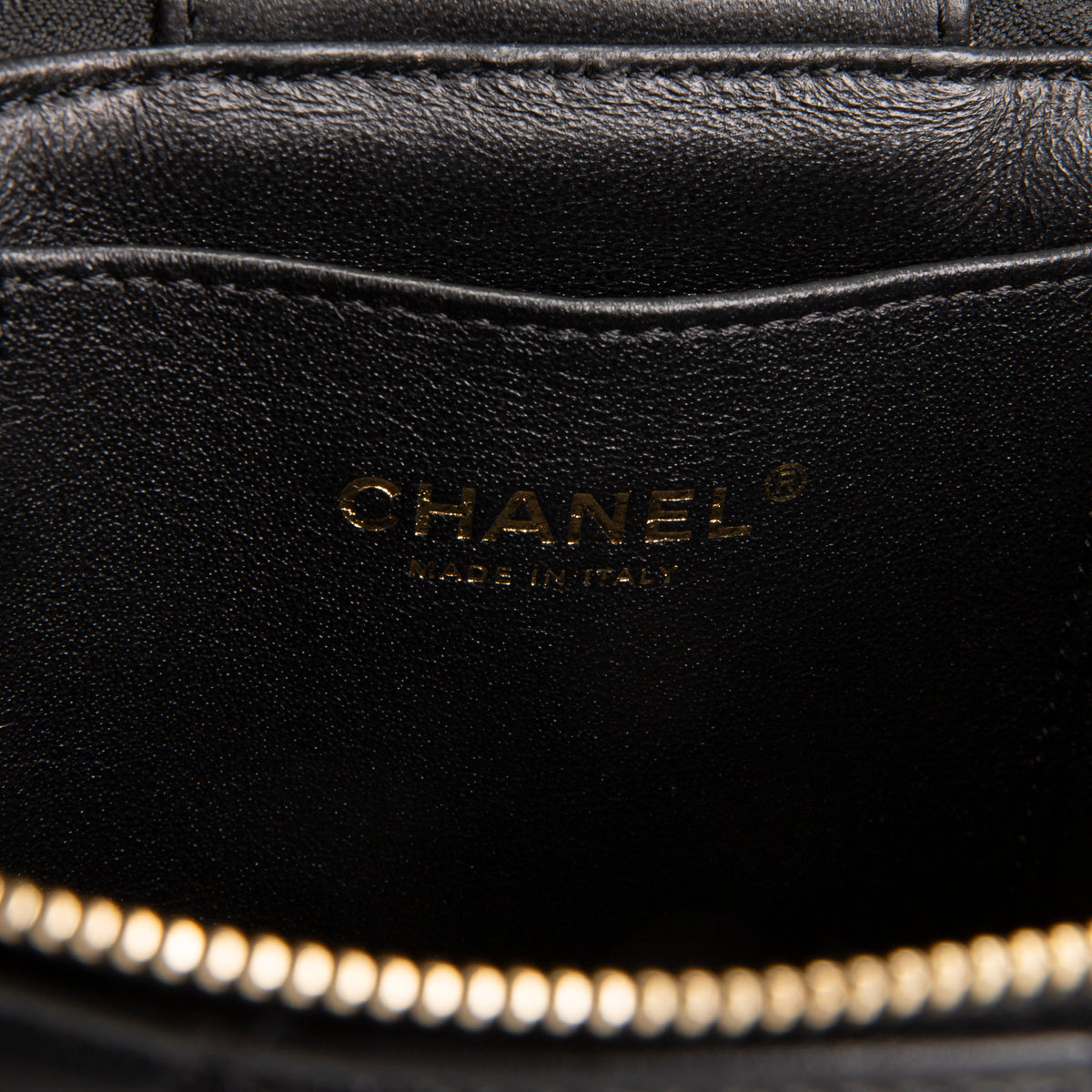CHANEL Trendy Top Handle Vanity - Black