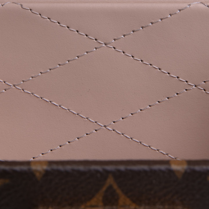 LOUIS VUITTON Camera Box Monogram