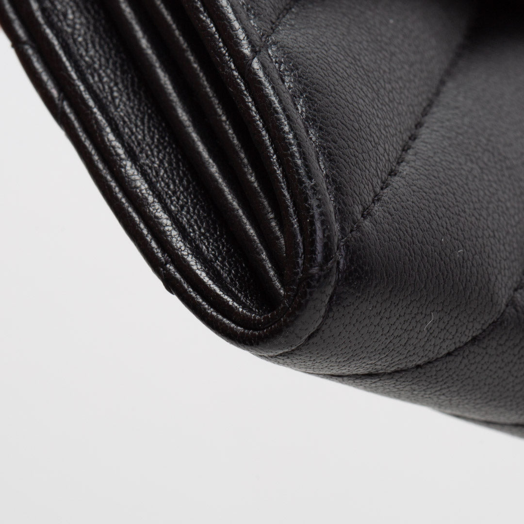 CHANEL SoBlack Chevron Re-Issue Wallet - Black