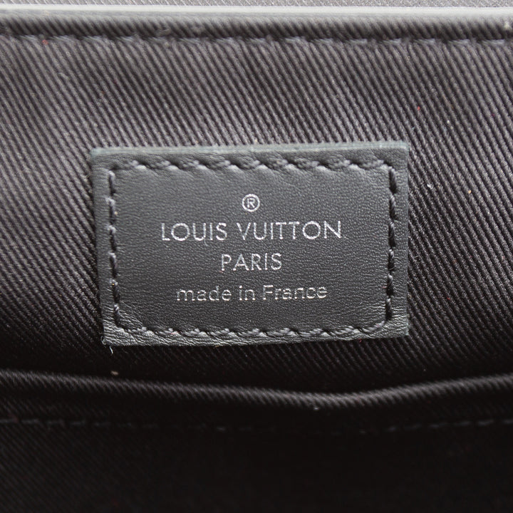 LOUIS VUITTON Damier Infini District Messenger PM - Black