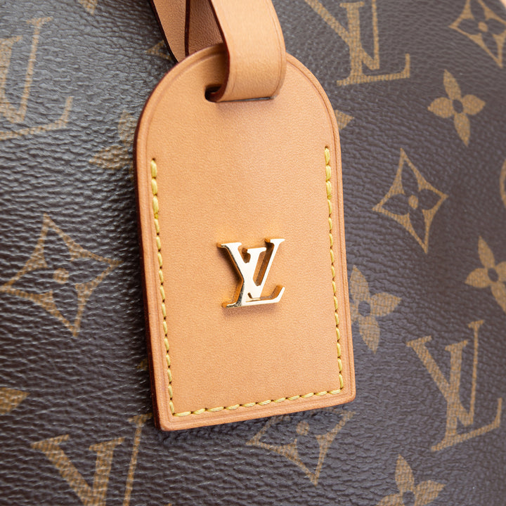 LOUIS VUITTON Boite Chapeau