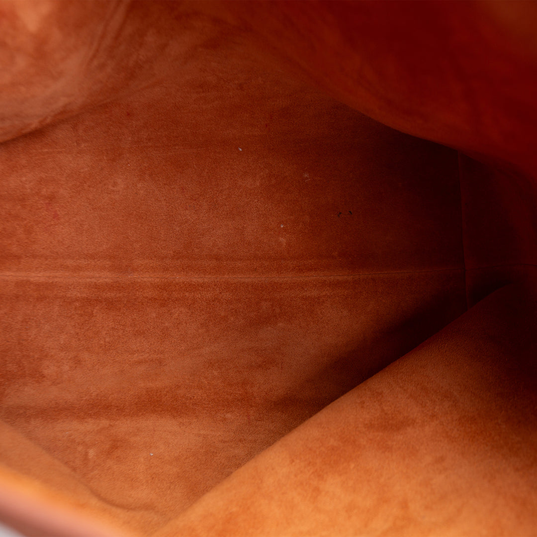 LOUIS VUITTON Low Key Hobo MM