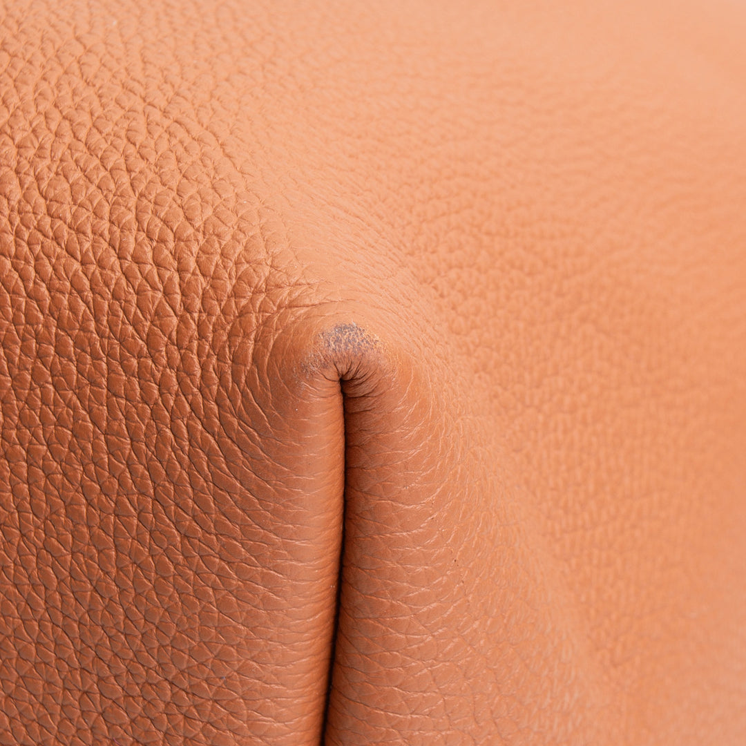 LOUIS VUITTON Low Key Hobo MM