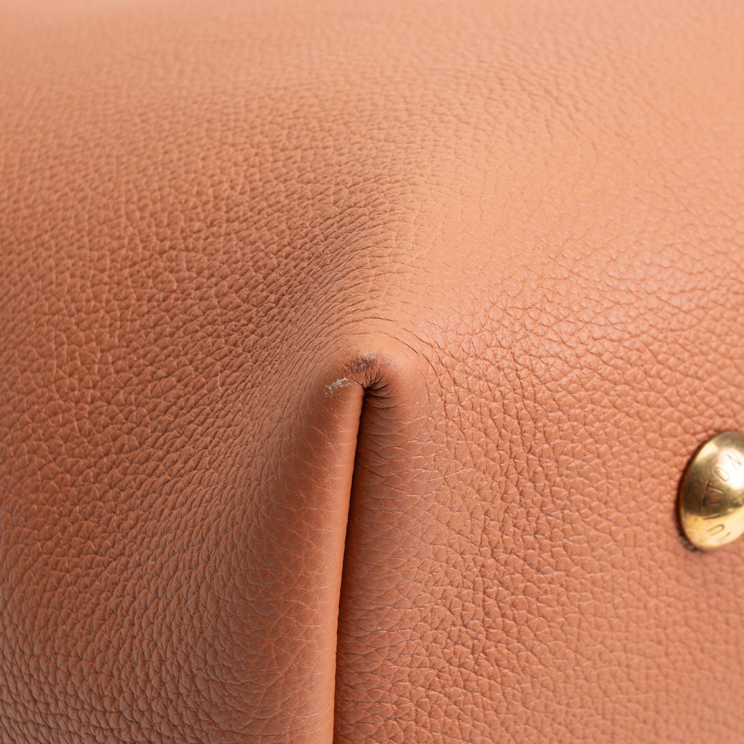 LOUIS VUITTON Low Key Hobo MM