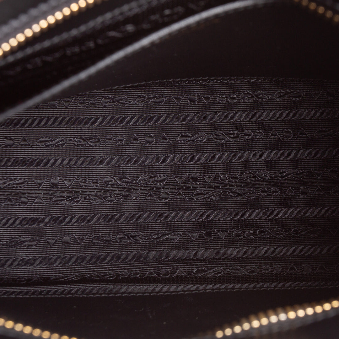 PRADA Saffiano Esplanade Shoulder Bag - Red