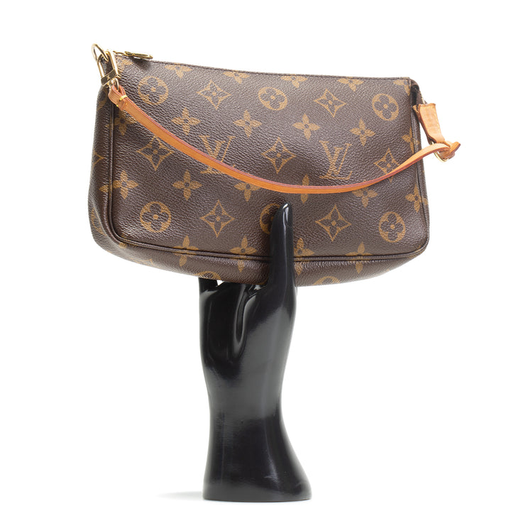 LOUIS VUITTON Monogram Pochette Accessoires