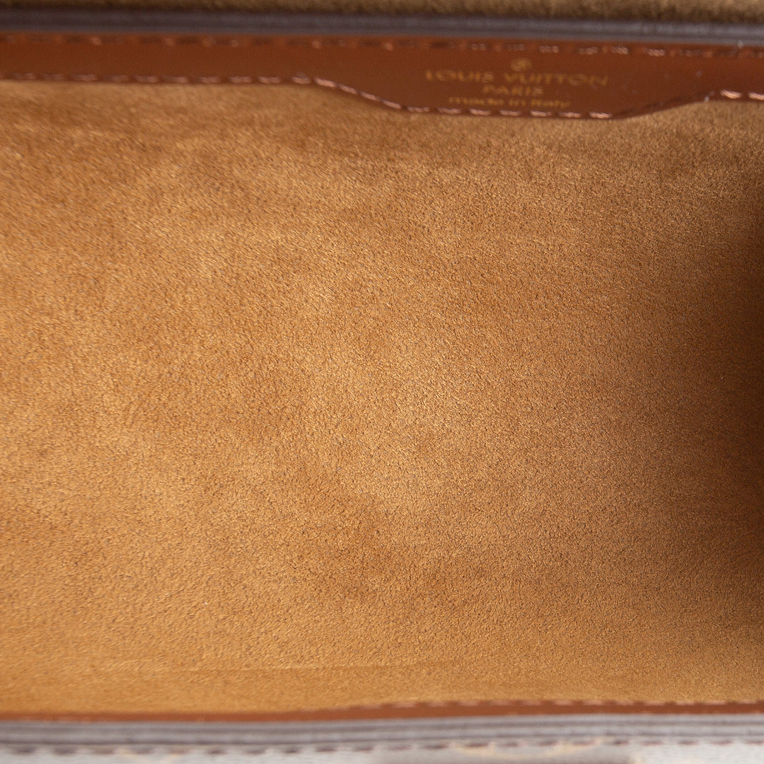 LOUIS VUITTON Monogram Papillon Trunk