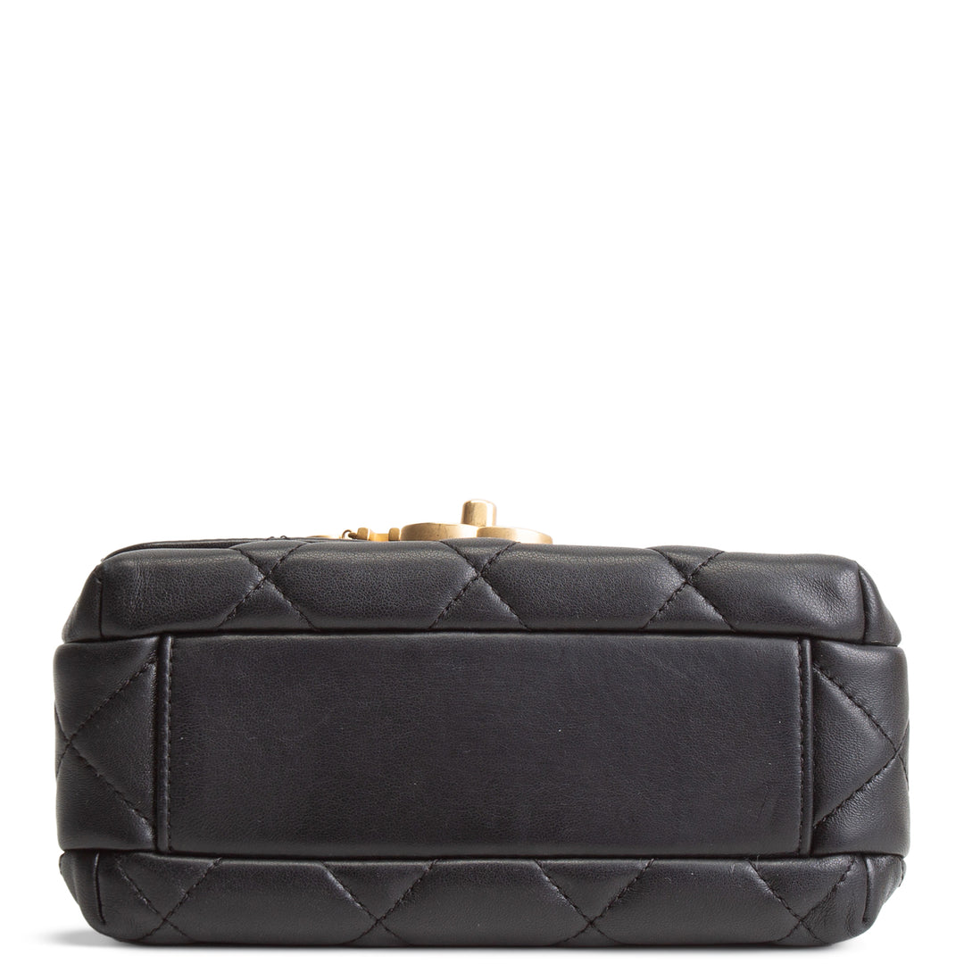 CHANEL Pearl Logo Lambskin Flap Bag - Black