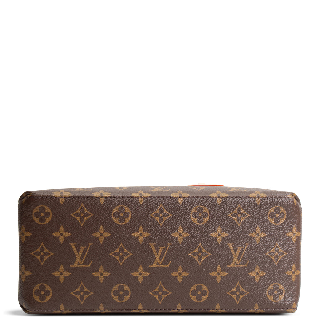 LOUIS VUITTON Monogram Petit Palais Shoulder Bag