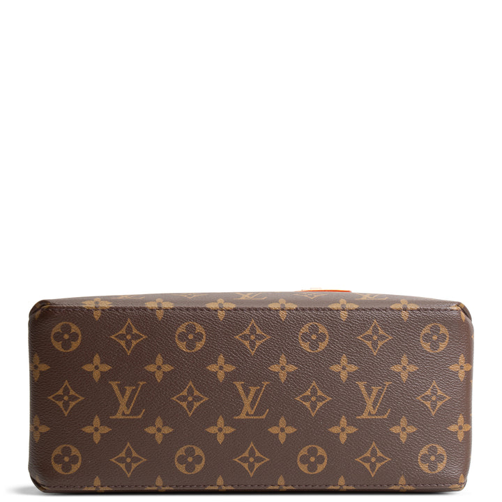 LOUIS VUITTON Monogram Petit Palais Shoulder Bag