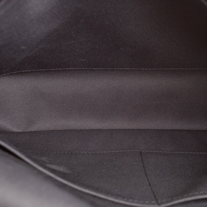 LOUIS VUITTON  Damier Infini Leather District Messenger Bag GM - Black