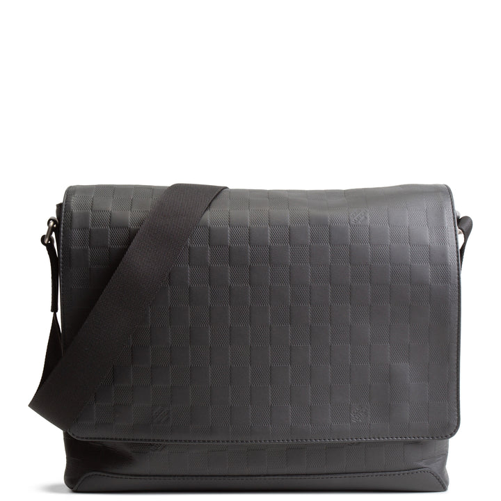 LOUIS VUITTON  Damier Infini Leather District Messenger Bag GM - Black