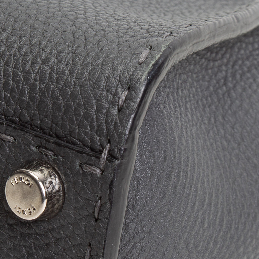 FENDI Medium Selleria Peekaboo - Gray