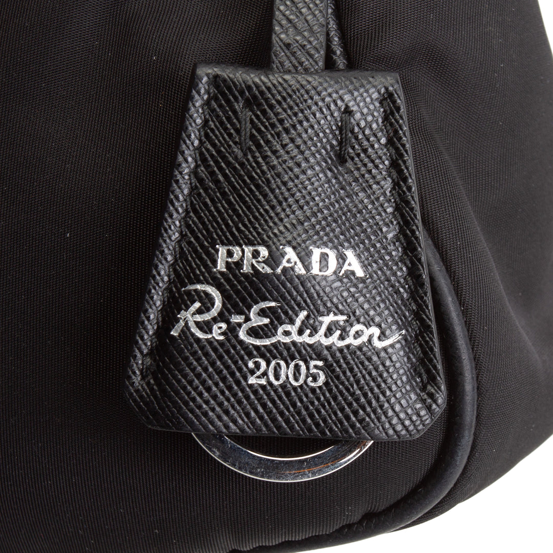 PRADA Re-Edition 2005 Shoulder Bag - Black