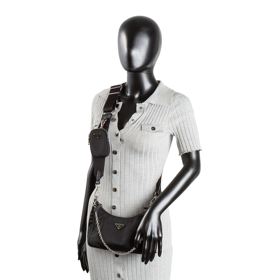 PRADA Re-Edition 2005 Shoulder Bag - Black