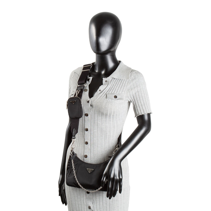 PRADA Re-Edition 2005 Shoulder Bag - Black