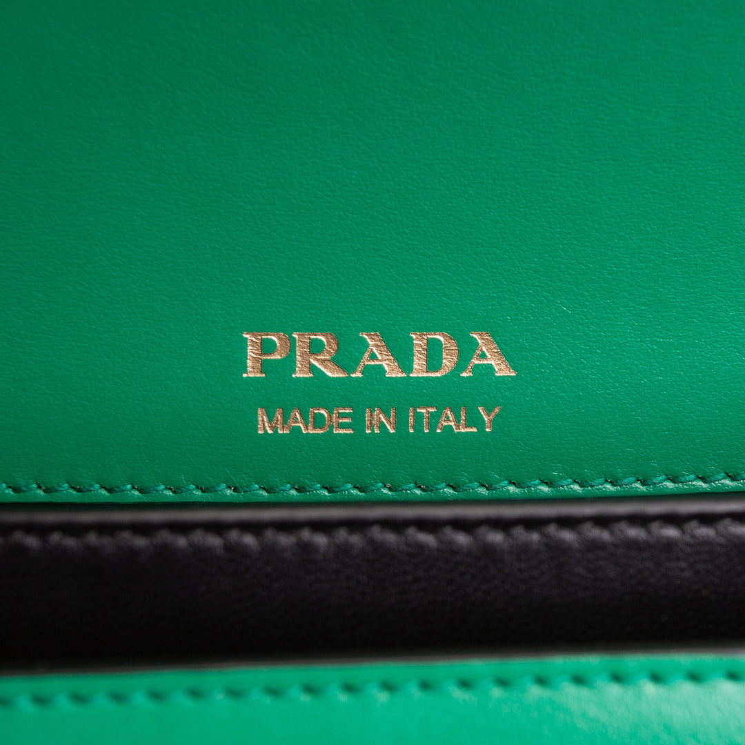 PRADA Sidonie Chain Bag - Green