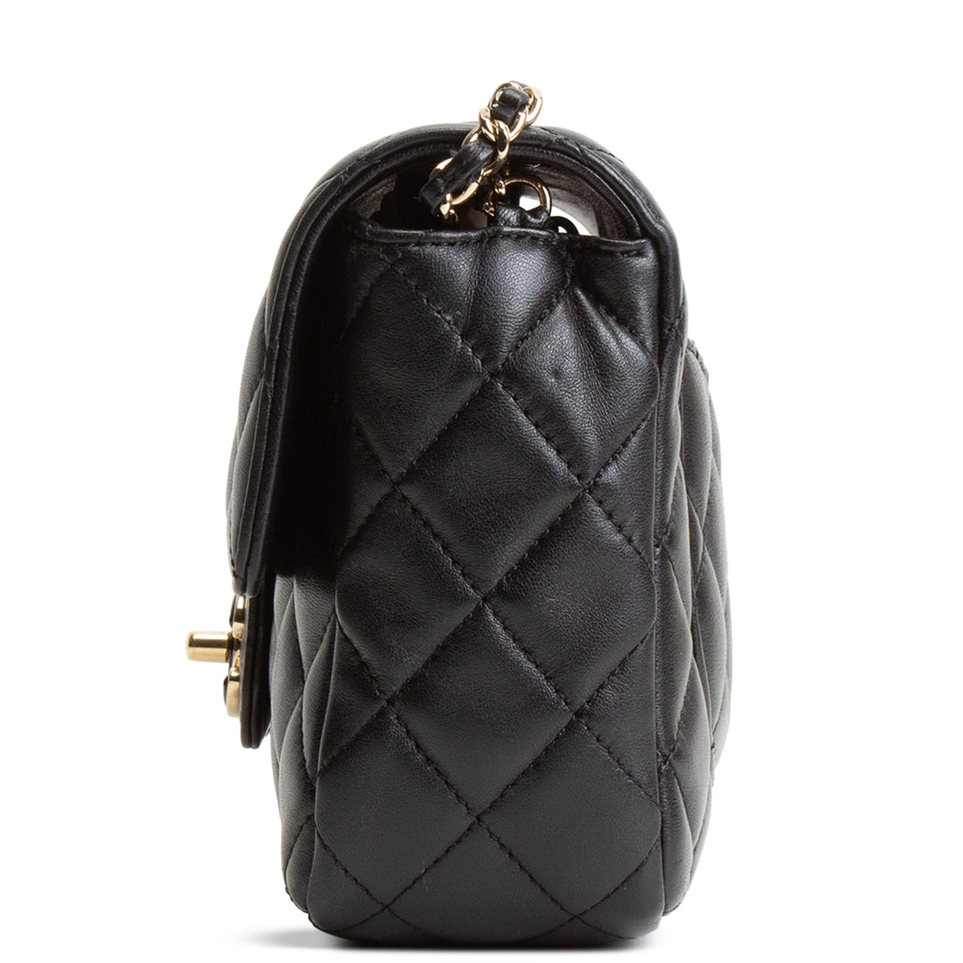 CHANEL Candy Heart Flap Bag - Black