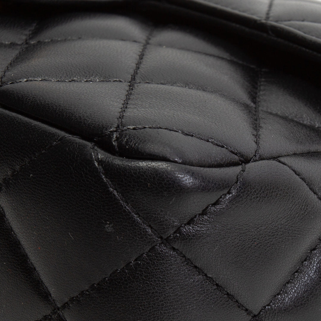 CHANEL Candy Heart Flap Bag - Black