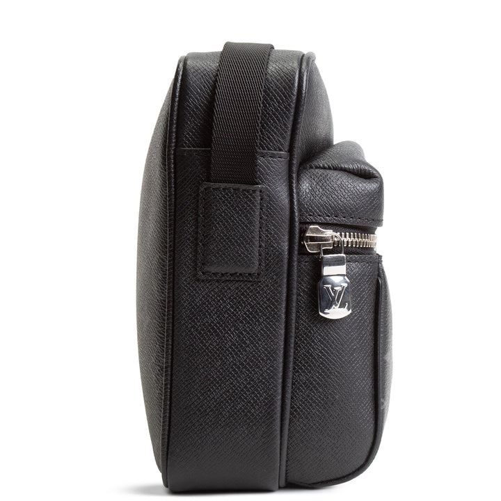 LOUIS VUITTON Monogram Eclipse Outdoor Messenger Bag