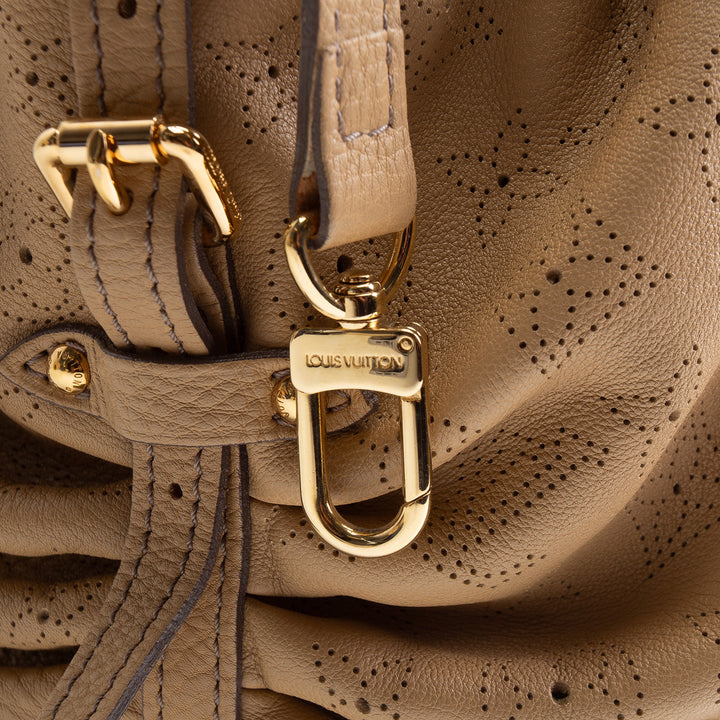 LOUIS VUITTON Mahina L Hobo