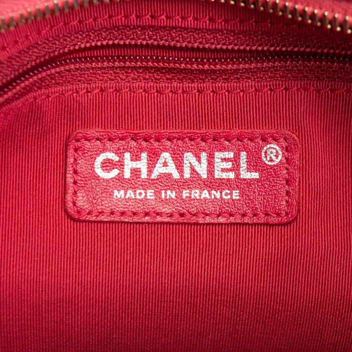 CHANEL Gabrielle Hobo Tweed