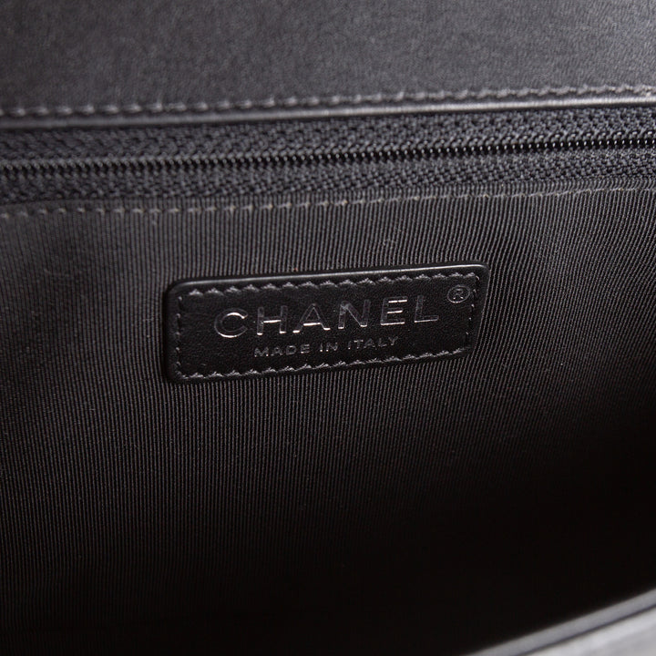 CHANEL Chevron New Medium Boy Bag - Black