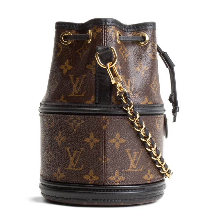 LOUIS VUITTON Monogram Canoe