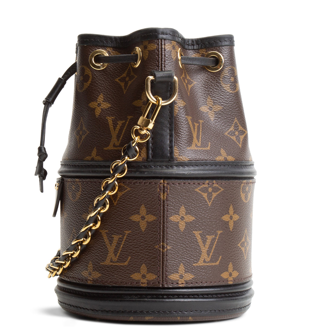 LOUIS VUITTON Monogram Canoe