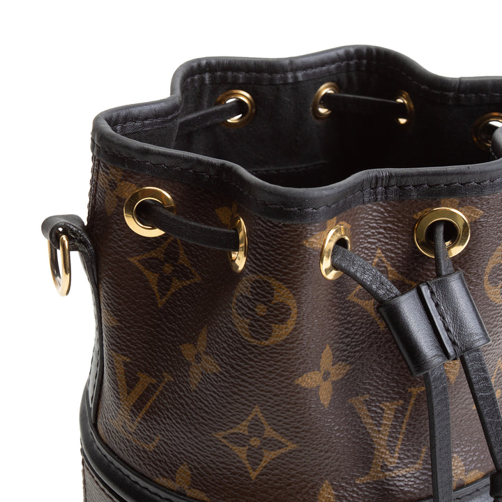 LOUIS VUITTON Monogram Canoe