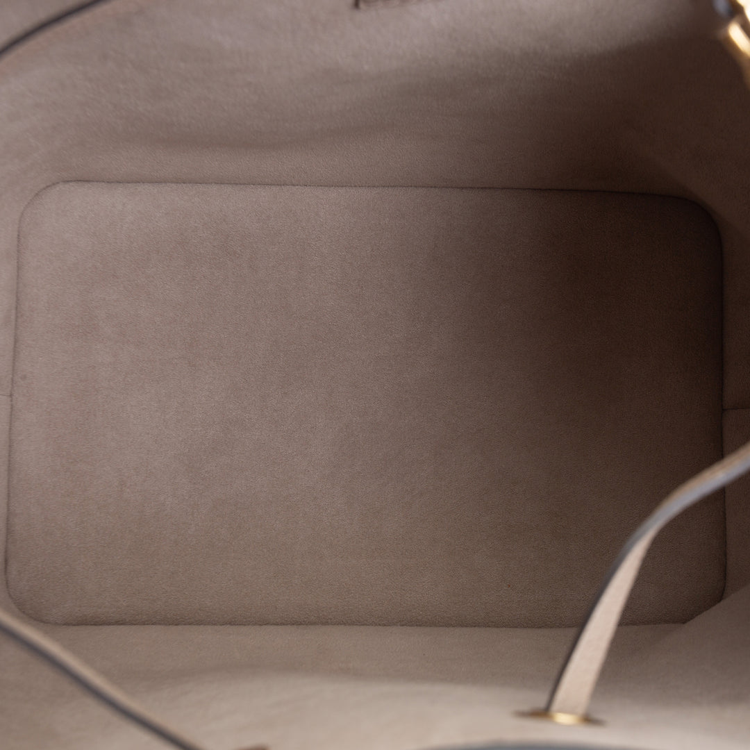 LOUIS VUITTON Giant Monogram Empriente Bicolor NeoNoe - Turtledove