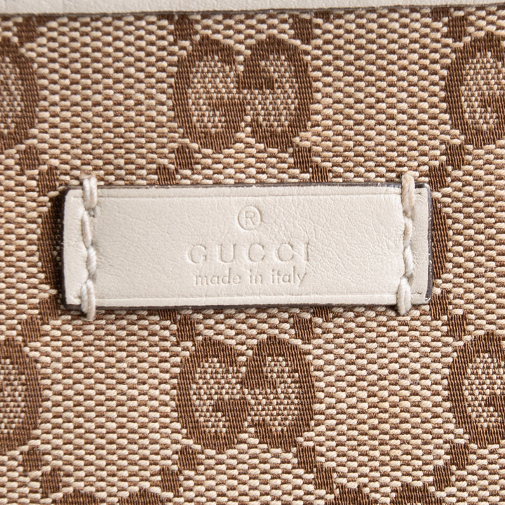 GUCCI GG Canvas Flat Messenger