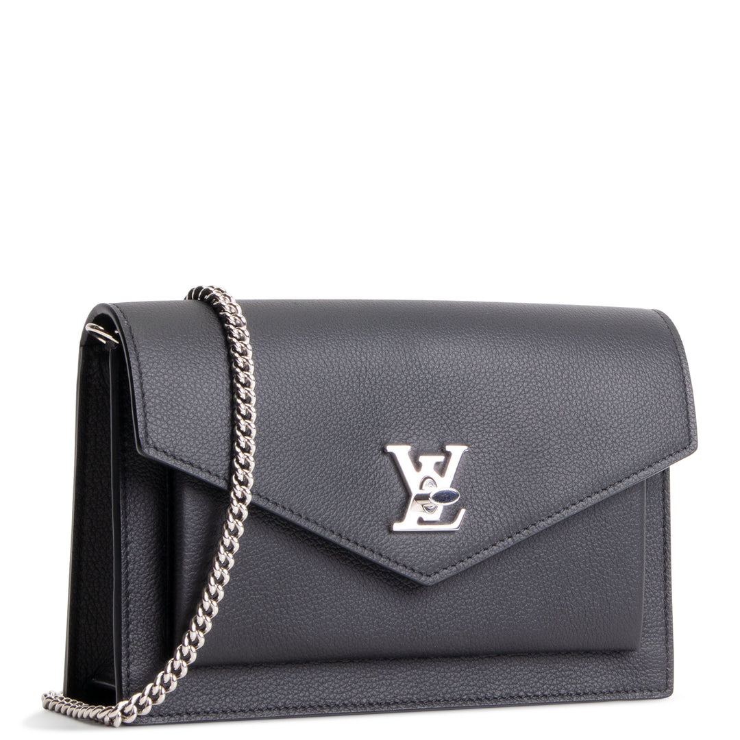 LOUIS VUITTON Taurillon MyLockMe Pochette On Chain - Black