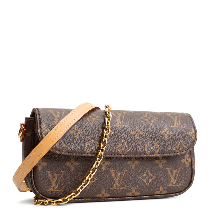 LOUIS VUITTON Monogram Ivy Wallet on Chain