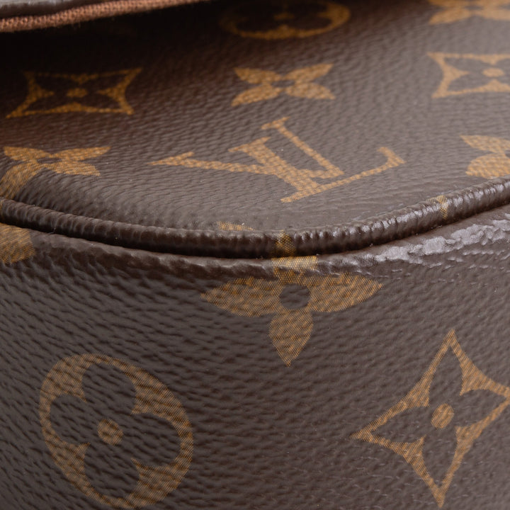 LOUIS VUITTON Monogram Ivy Wallet on Chain